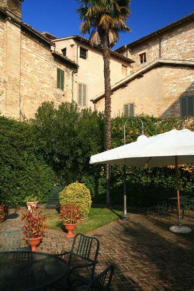 Hotel Palazzo Bocci Spello Exteriör bild
